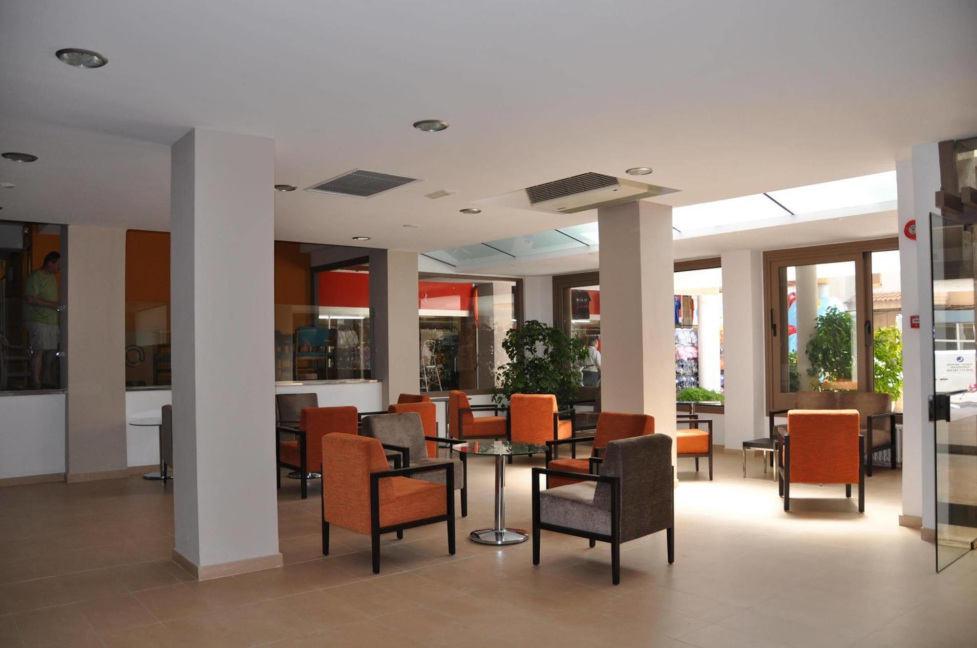 Hotel Encant เอลอาเรนัล ภายนอก รูปภาพ
